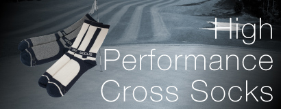 HIGH PERFORMANCE CROSS SOCKS